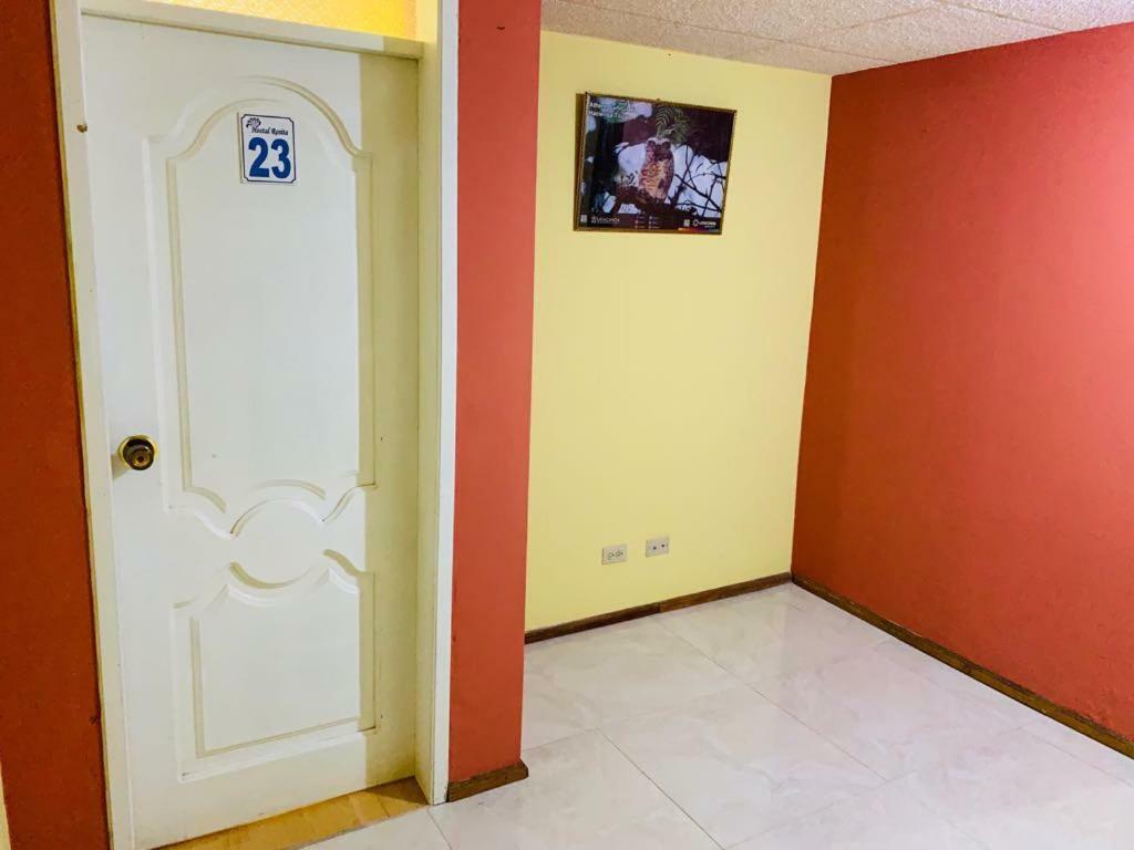 Hostal Rosita Latacunga Bagian luar foto