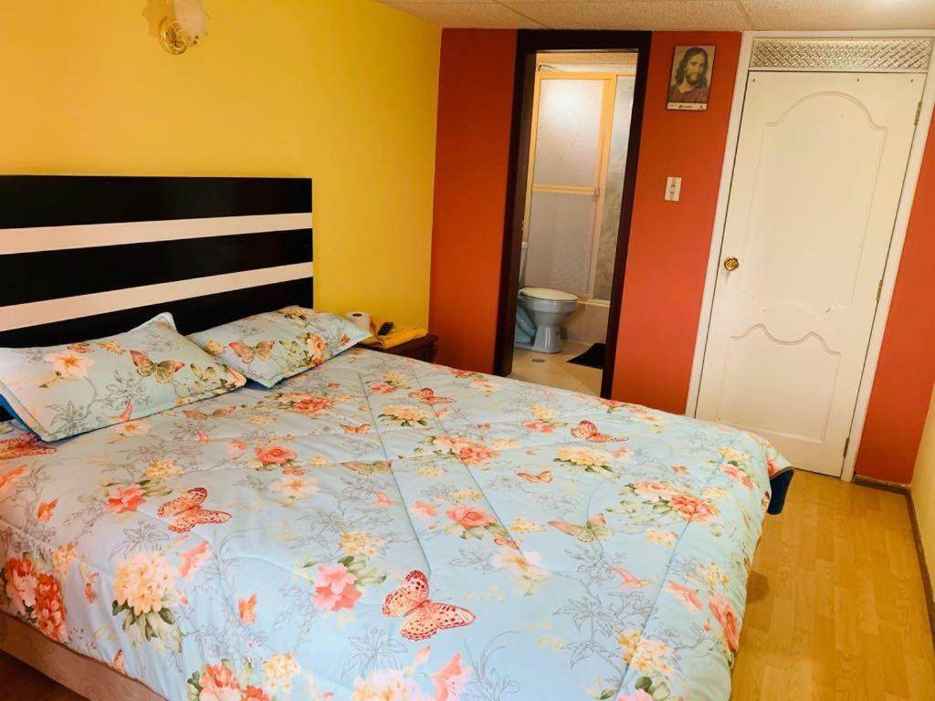 Hostal Rosita Latacunga Bagian luar foto