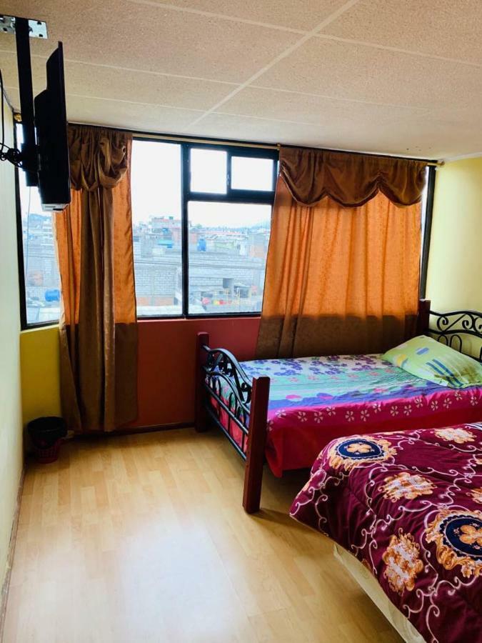 Hostal Rosita Latacunga Bagian luar foto