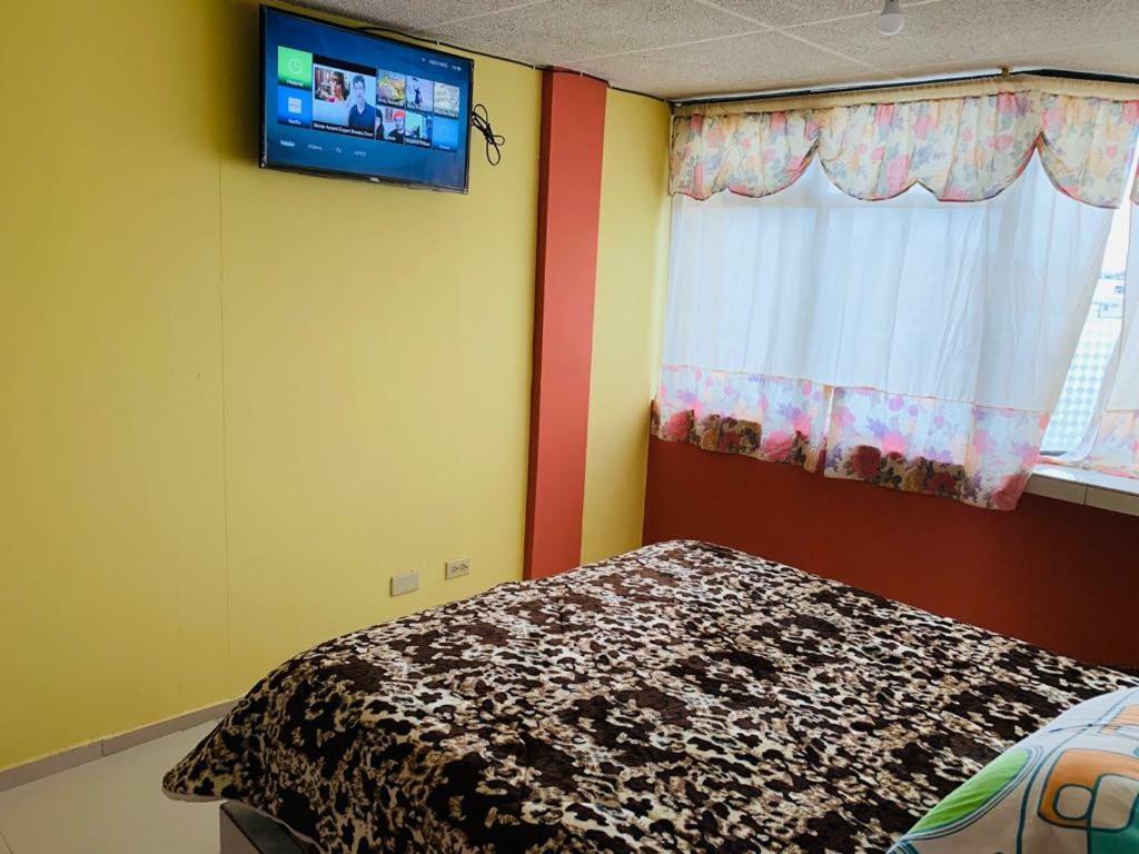 Hostal Rosita Latacunga Bagian luar foto
